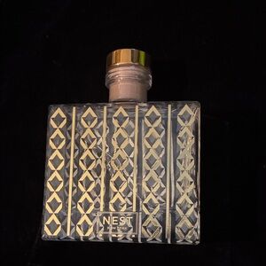 Nest New York Holiday diffuser no reeds New